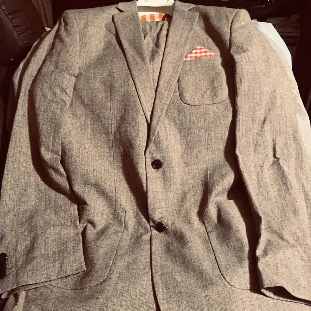 2pc suit!